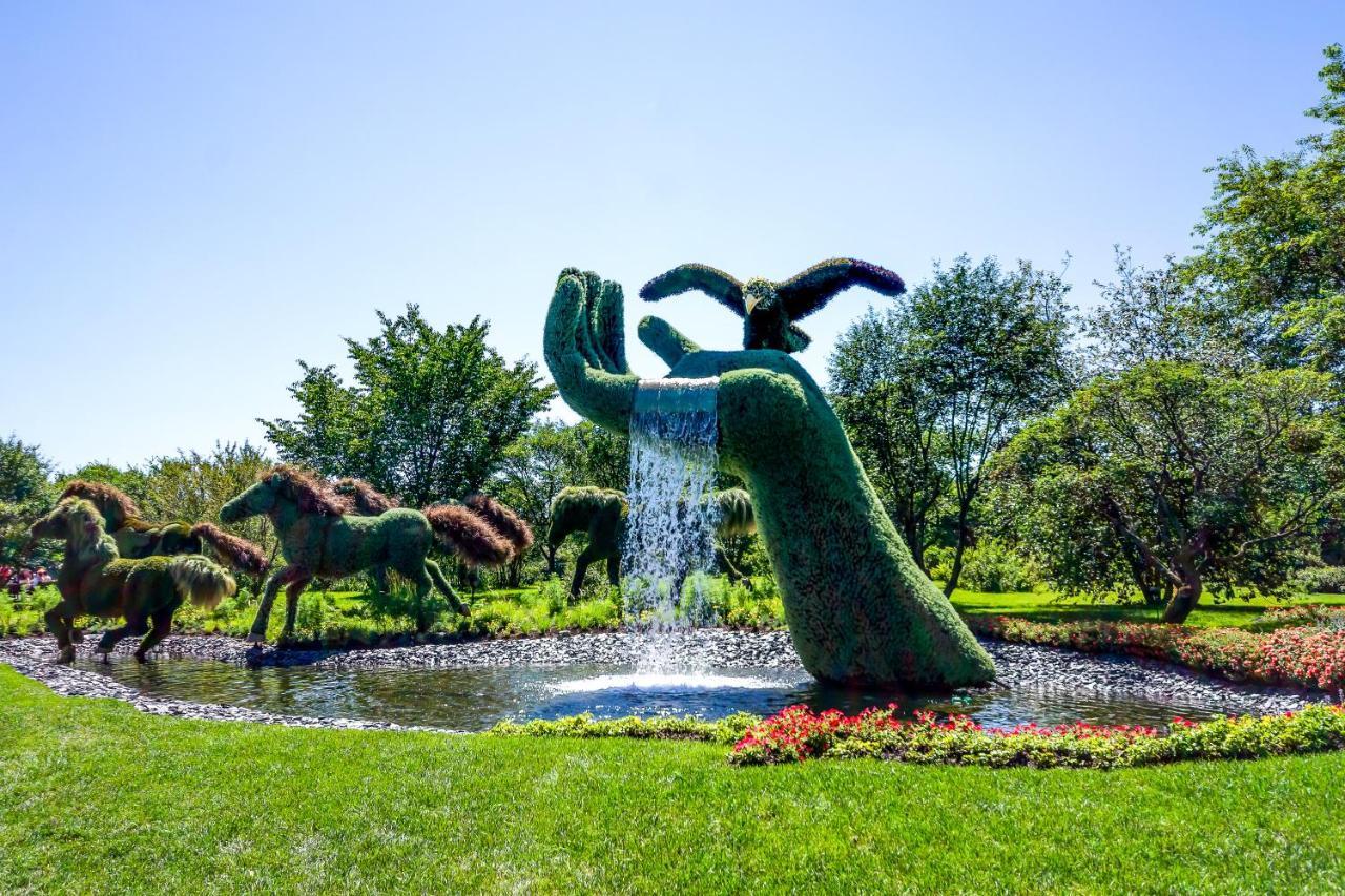 Hotels Gouverneur Montreal - Ile Charron ブーシャーヴィル エクステリア 写真